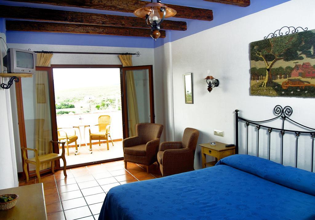 Hotel Rural Almazara Frigiliana Room photo